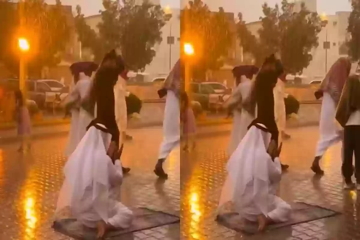  شاهد بالفيديو.. احتفال أسرة بالعيد في المطر