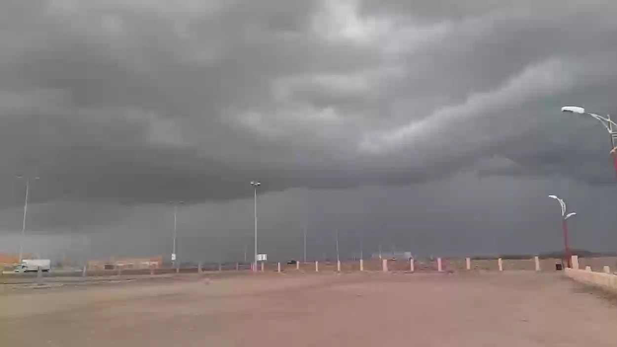  الأرصاد تحذر أهالي نجران وعدة مناطق من حالة الطقس اليوم
