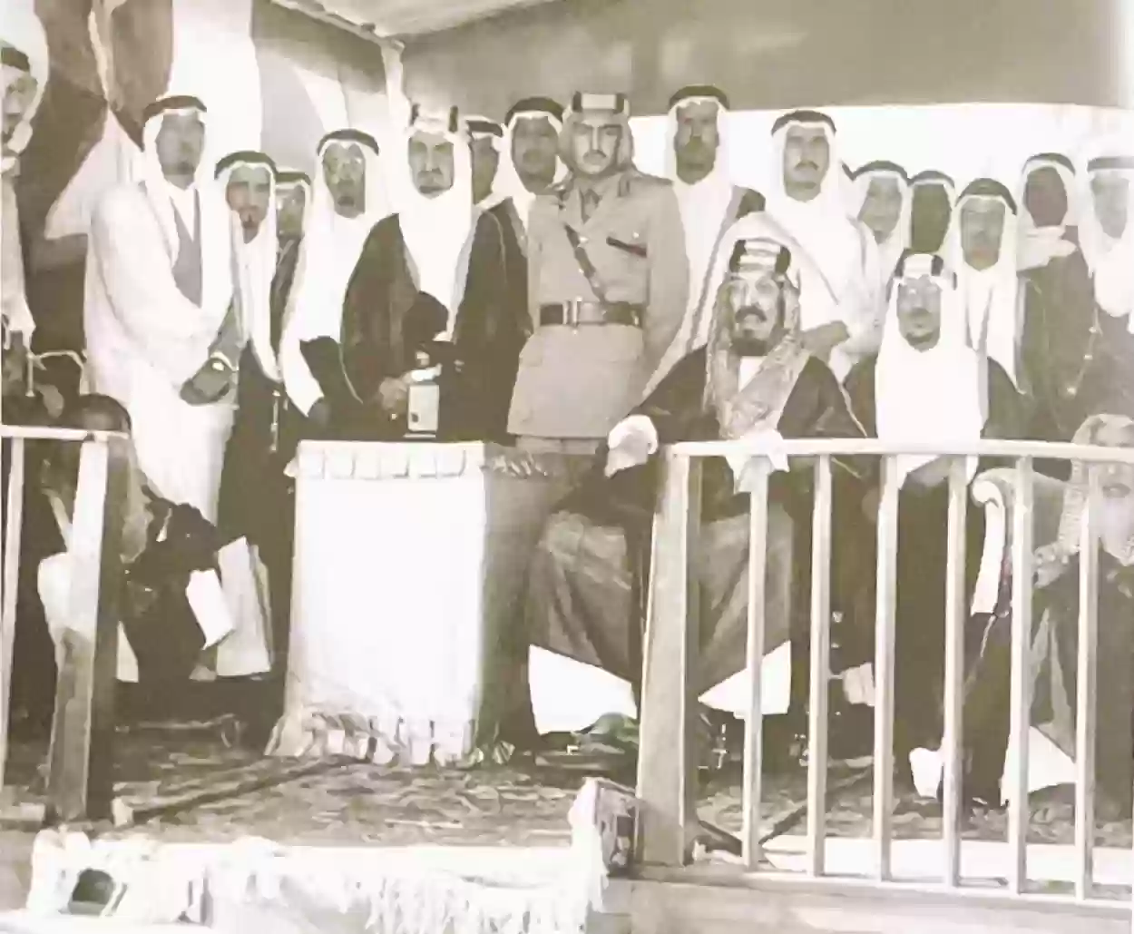 في أي عام تمكن الإمام سعود بن عبدالعزيز من هزيمة